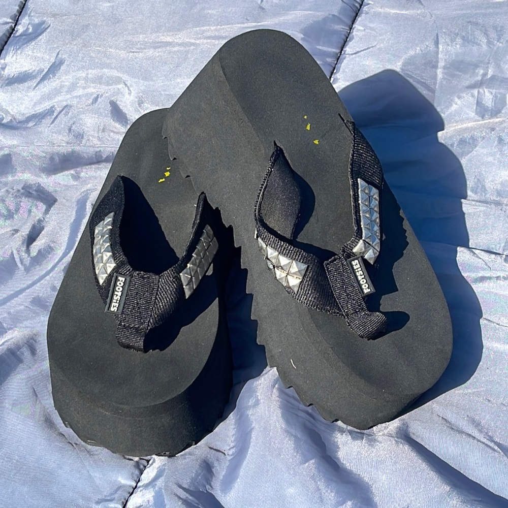 Vintage Footies Platform Sandals